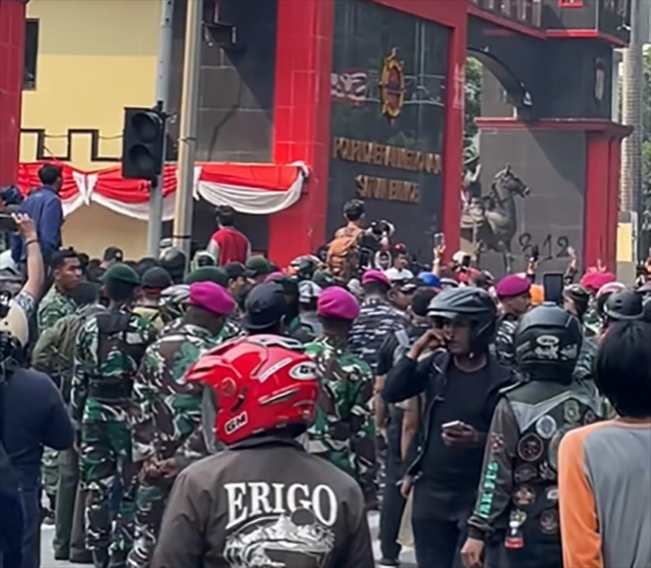 Situasi terkini kawasan Mako Brimob Kwitang, Senen, Jakarta Pusat/Foto: tangkap layar TikTok  genfunofficial